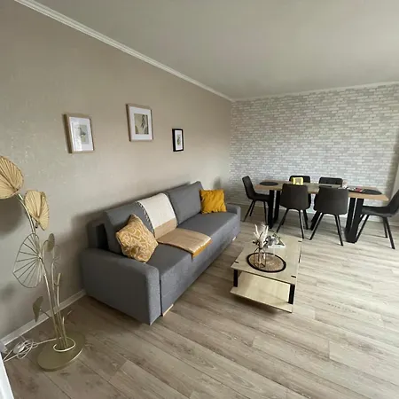 Evry Moon 70m2 Spacious And Bright * Courcouronnes