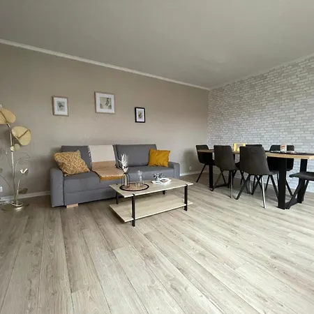 Evry Moon 70m2 Spacious And Bright Courcouronnes